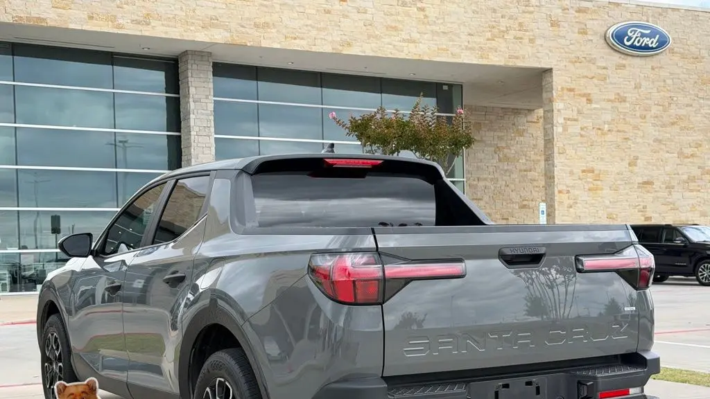 2023 Hyundai SANTA CRUZ SE