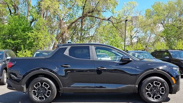 2023 Hyundai SANTA CRUZ SE