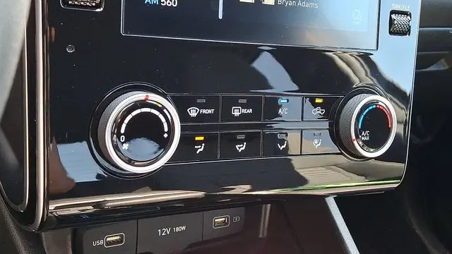 2023 Hyundai SANTA CRUZ SE