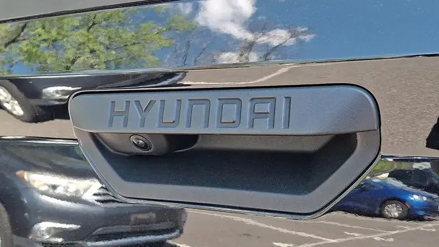 2023 Hyundai SANTA CRUZ SE