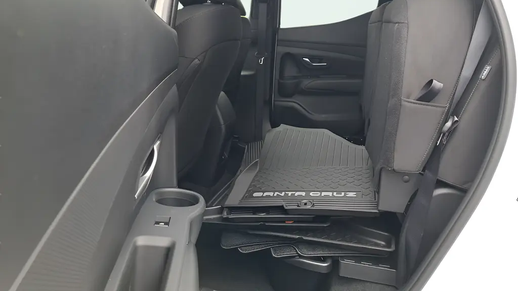 2026 Hyundai SANTA CRUZ SE