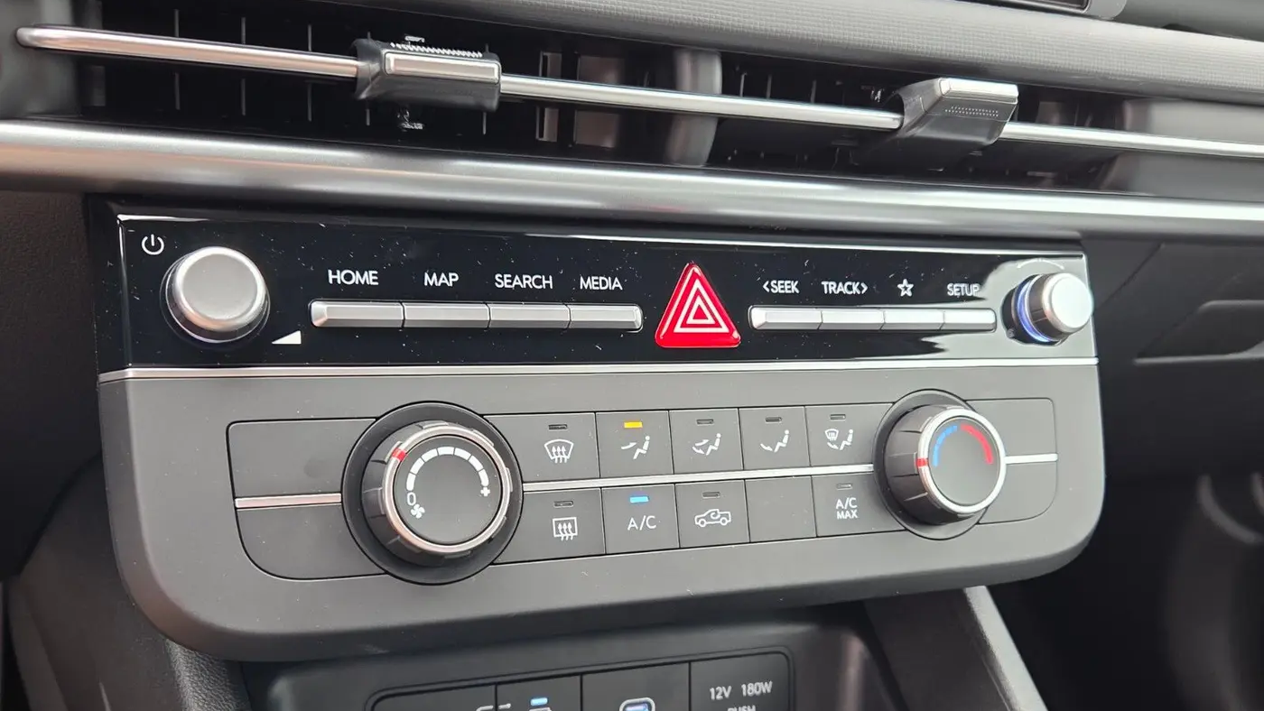 2026 Hyundai SANTA CRUZ SE
