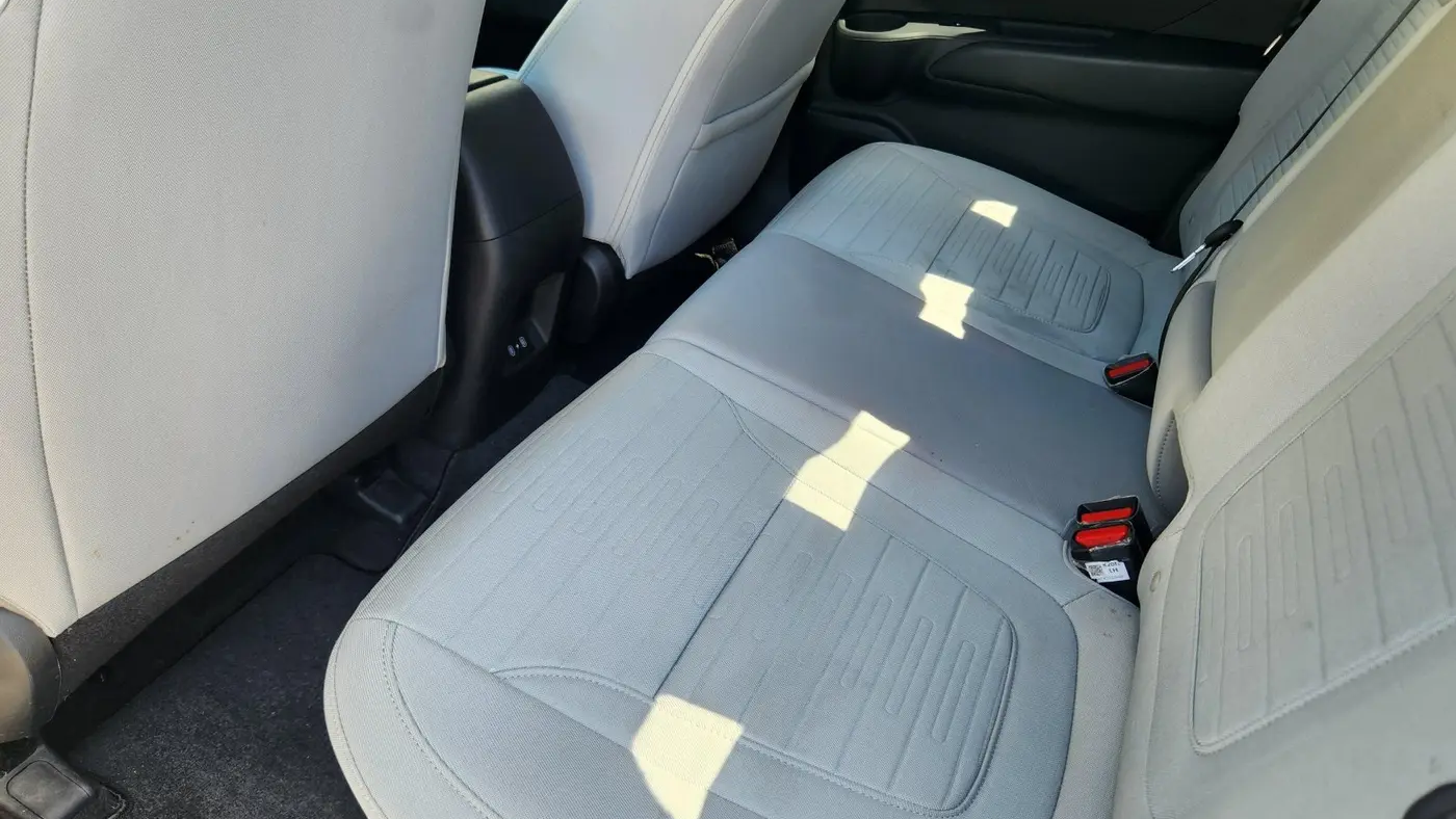 2025 Hyundai SANTA CRUZ SE