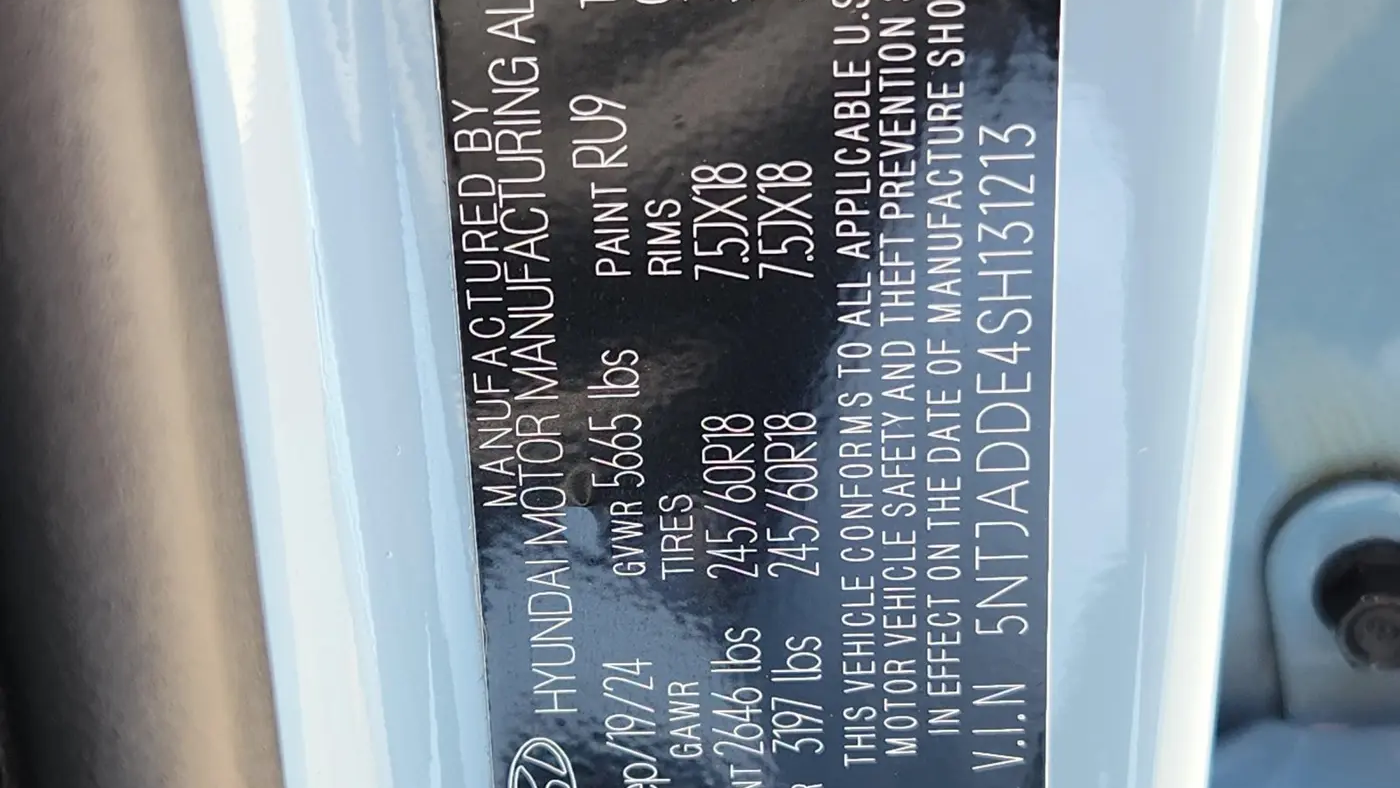 2025 Hyundai SANTA CRUZ SE