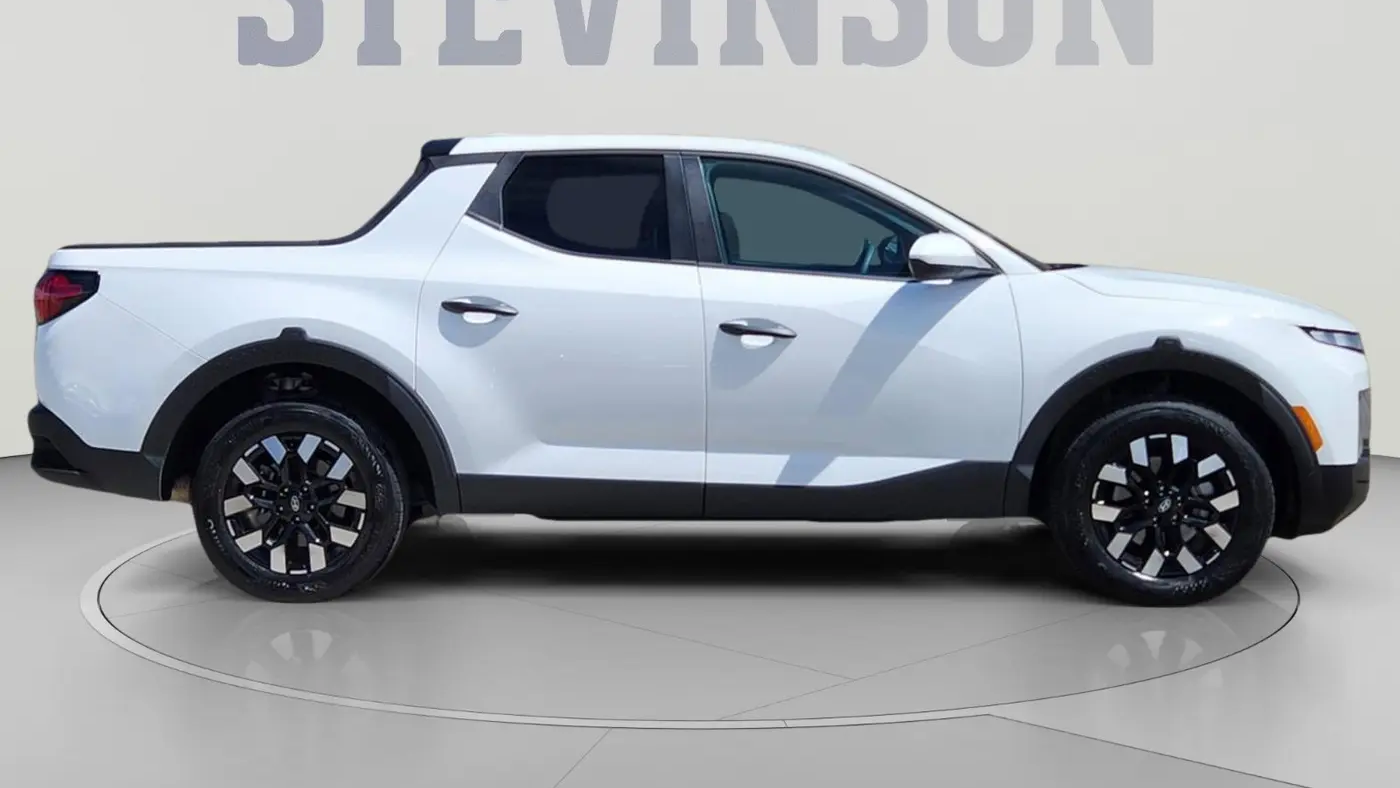 2025 Hyundai SANTA CRUZ SE