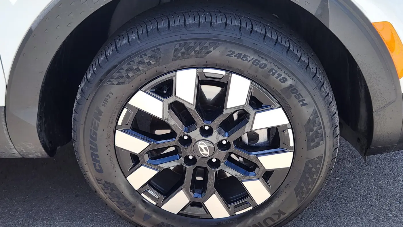 2025 Hyundai SANTA CRUZ SE