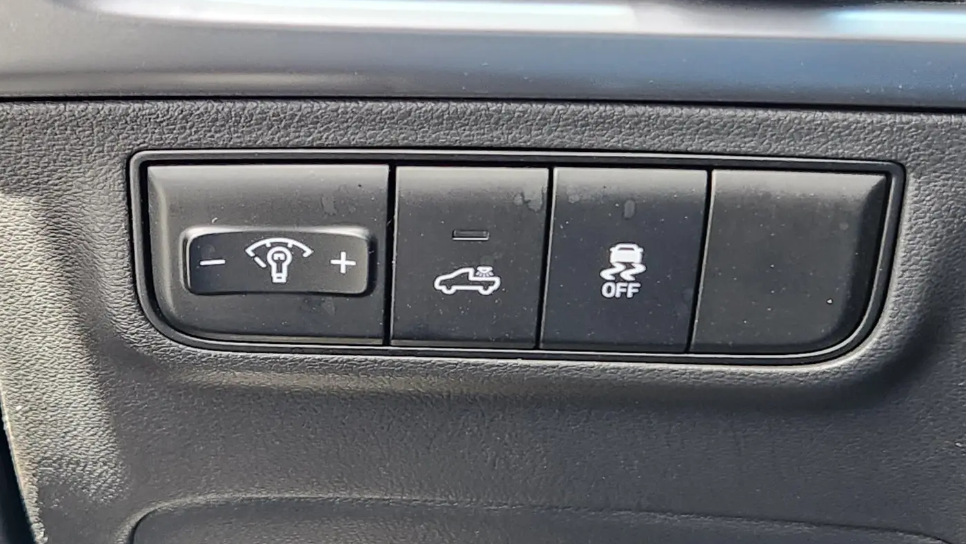 2025 Hyundai SANTA CRUZ SE