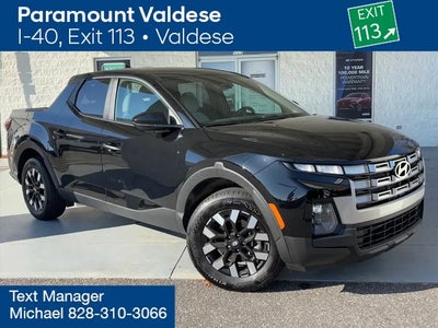 Photo of a 2025 Hyundai Santa Cruz AWD SE 4DR Crew Cab 4.3FT SB for sale