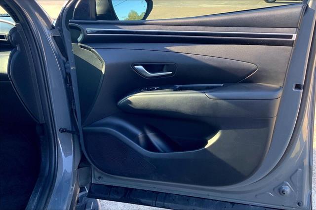 2022 Hyundai Santa Cruz - $21,770
