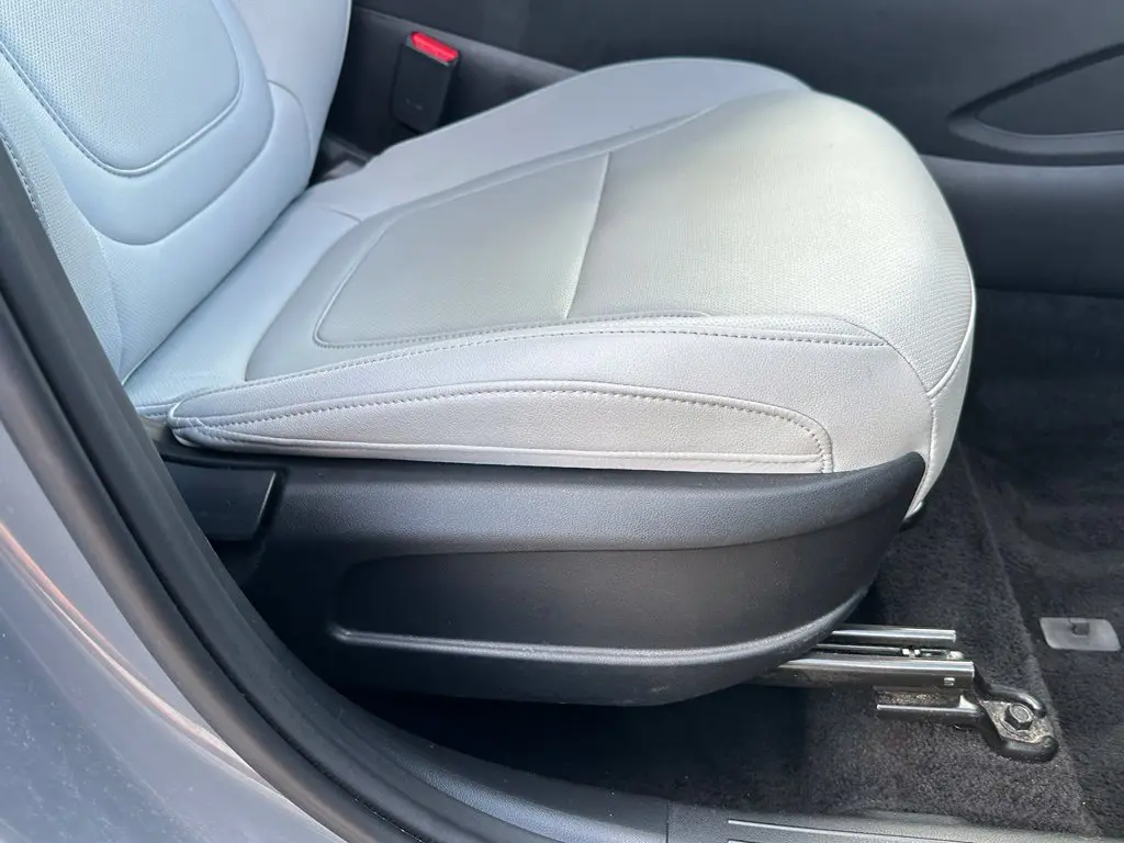 2025 Hyundai Santa Cruz - $27,250