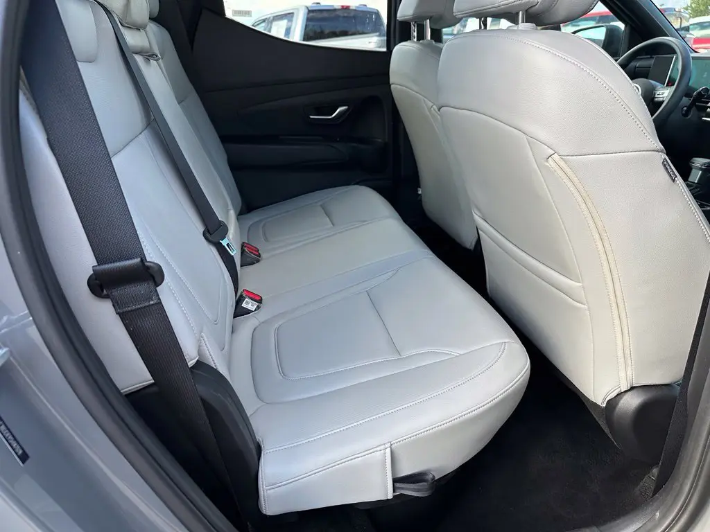 2025 Hyundai Santa Cruz - $27,250