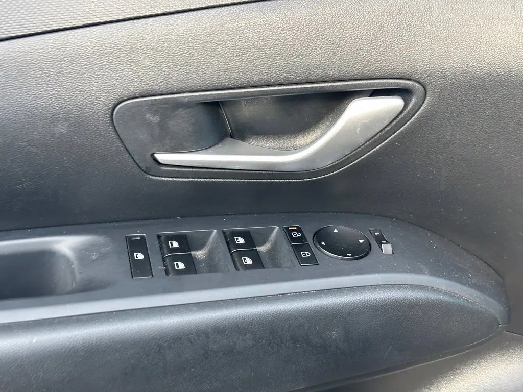 2025 Hyundai Santa Cruz - $27,250