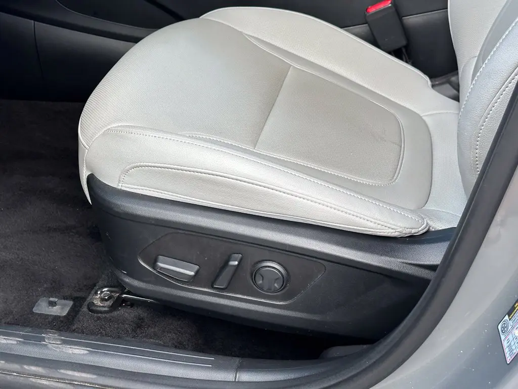2025 Hyundai Santa Cruz - $27,250
