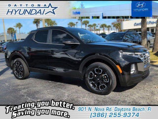 2022 Hyundai SANTA CRUZ with Phantom Black Exterior