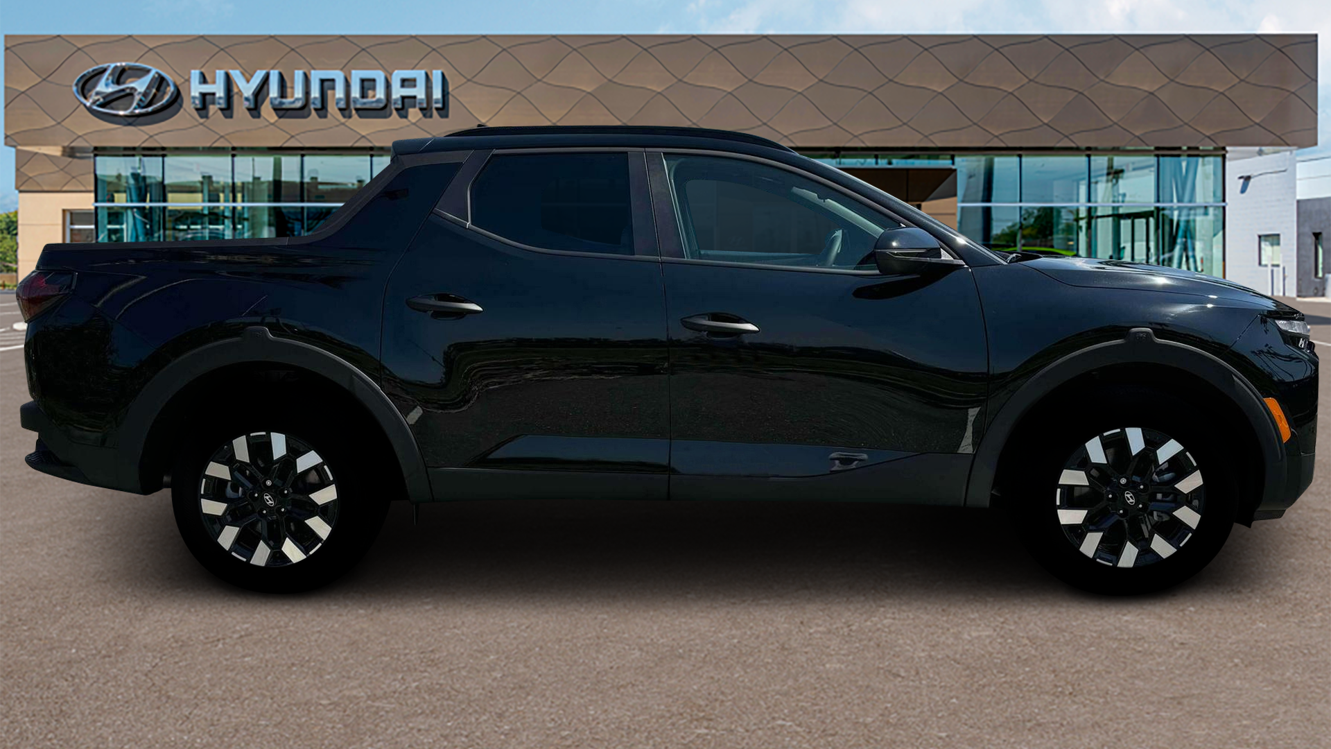 2025 Hyundai SANTA CRUZ SEL Activity
