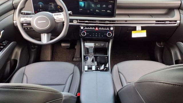 2025 Hyundai SANTA CRUZ SEL Activity