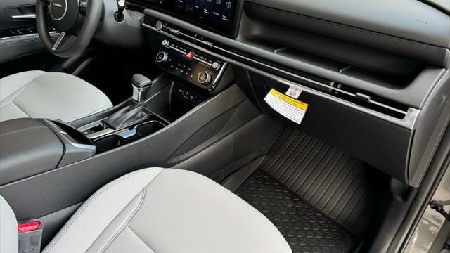 2025 Hyundai SANTA CRUZ SEL Activity