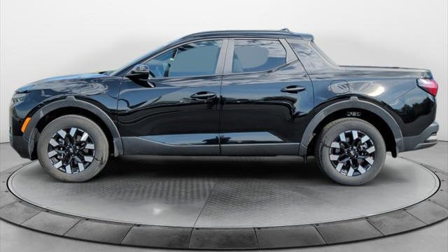 2025 Hyundai SANTA CRUZ SEL Activity