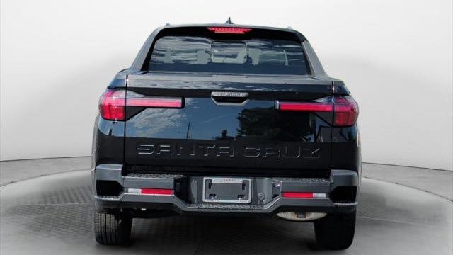 2025 Hyundai SANTA CRUZ SEL Activity