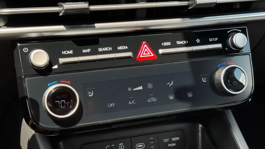 2026 Hyundai SANTA CRUZ SEL Activity