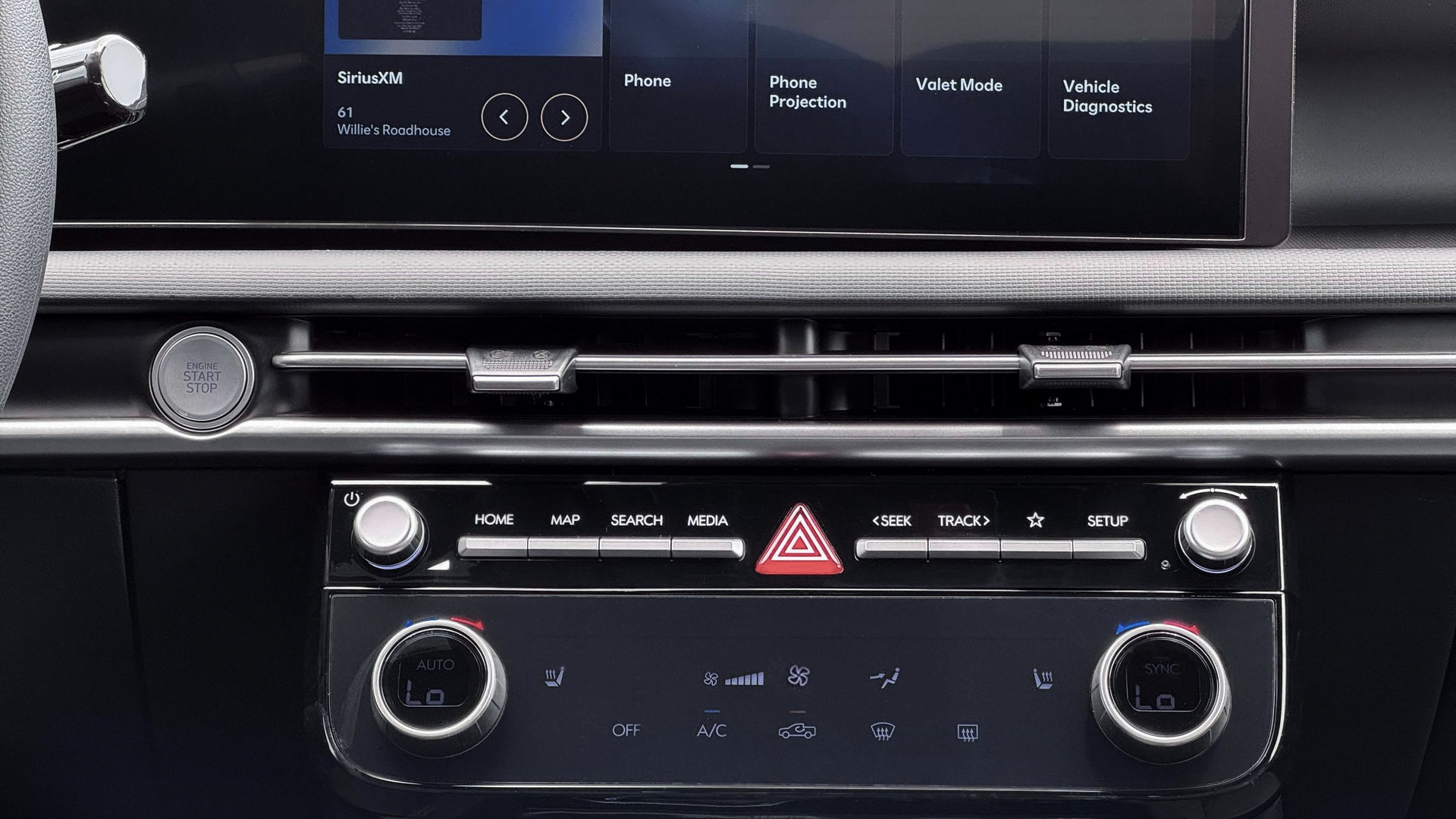 2026 Hyundai SANTA CRUZ SEL Activity