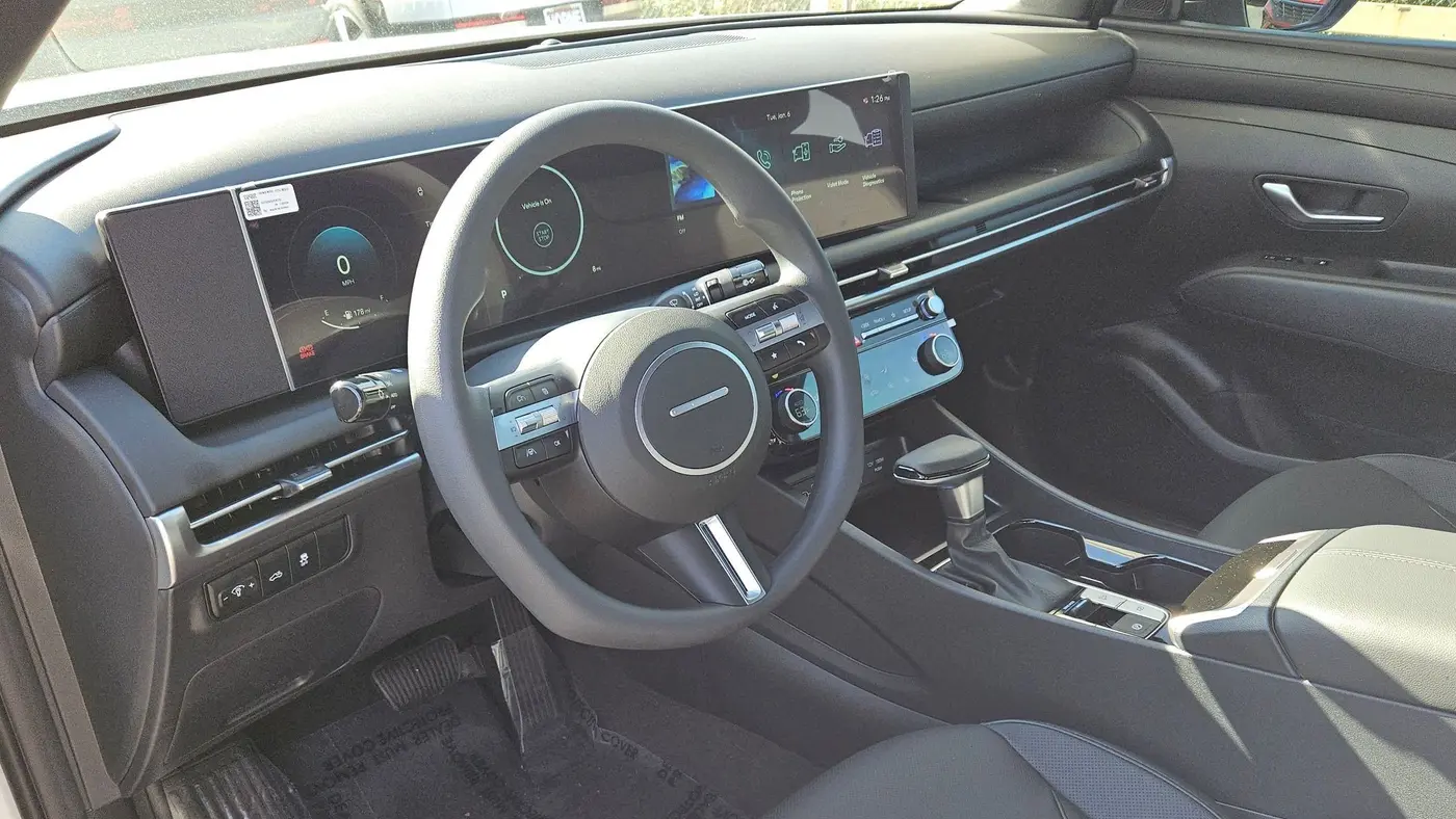 2026 Hyundai SANTA CRUZ SEL Activity
