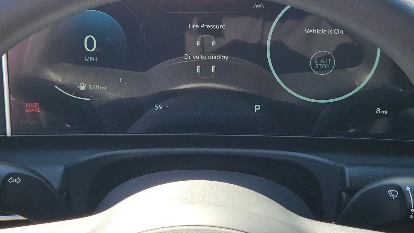 2026 Hyundai SANTA CRUZ SEL Activity