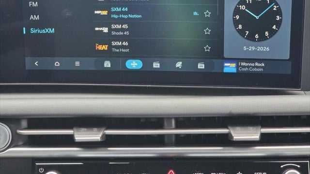 2026 Hyundai SANTA CRUZ SEL Activity