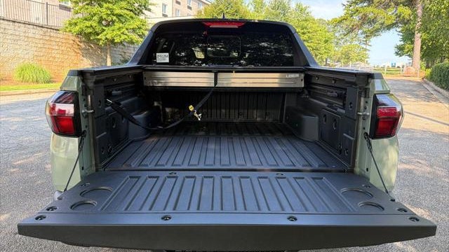 2026 Hyundai SANTA CRUZ SEL Activity