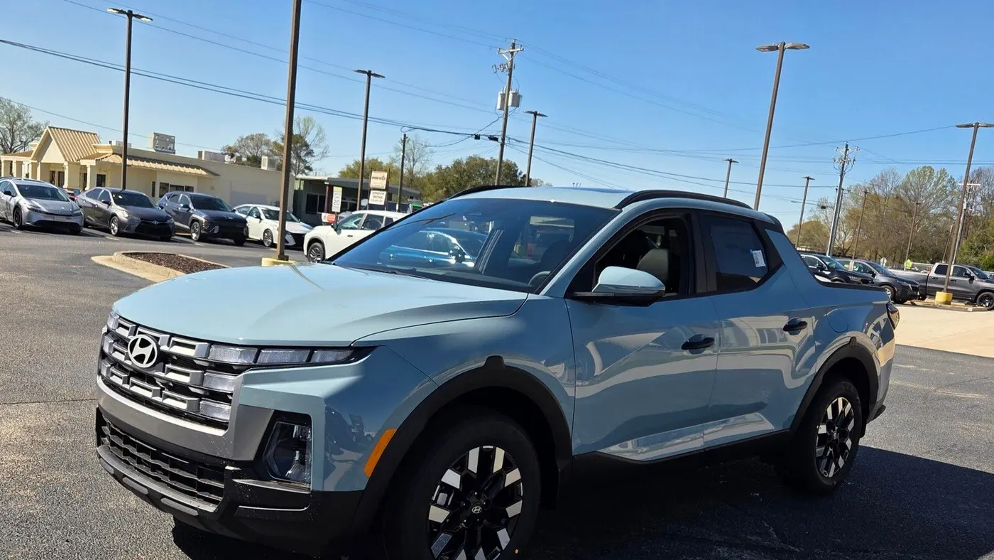 2026 Hyundai SANTA CRUZ SEL Activity