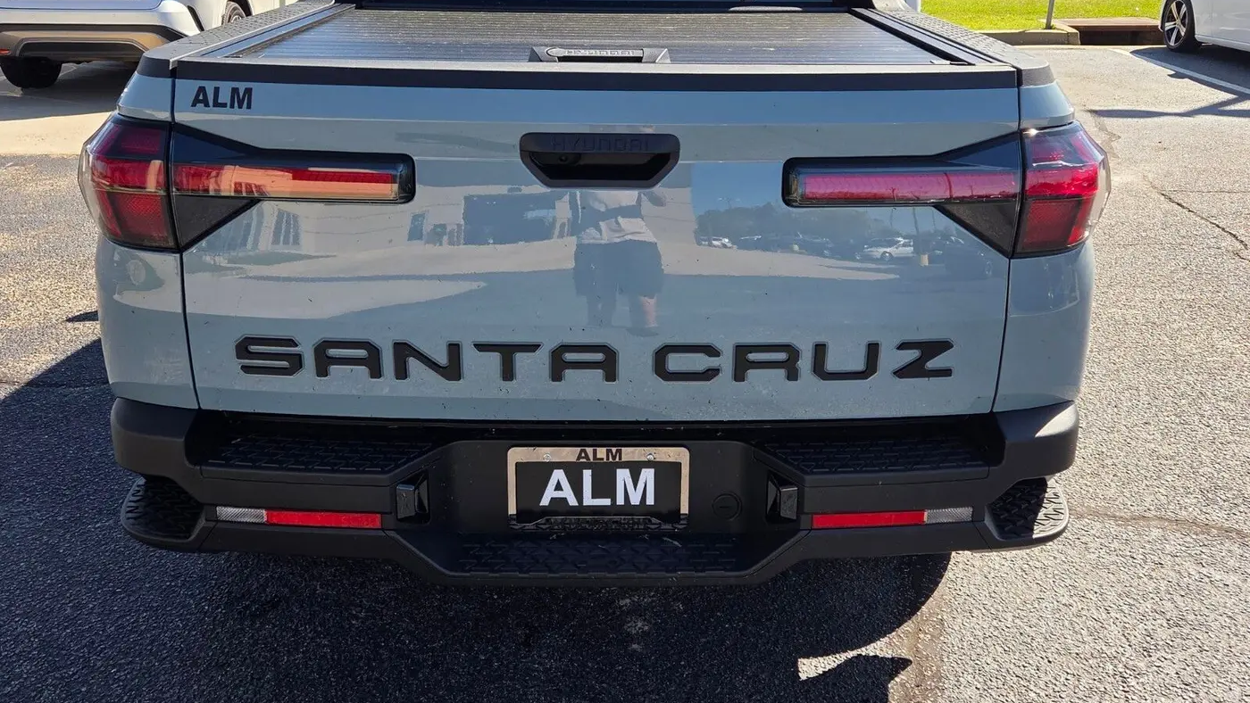 2026 Hyundai SANTA CRUZ SEL Activity