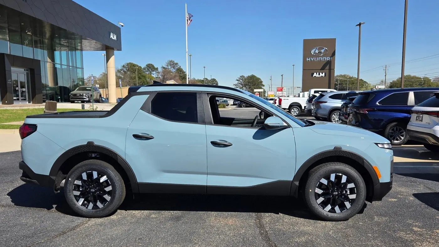 2026 Hyundai SANTA CRUZ SEL Activity