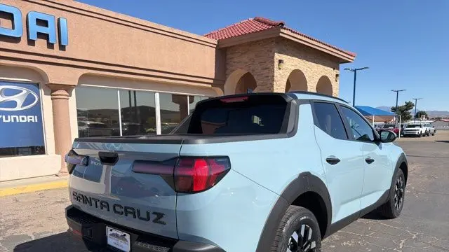 2026 Hyundai SANTA CRUZ SEL Activity