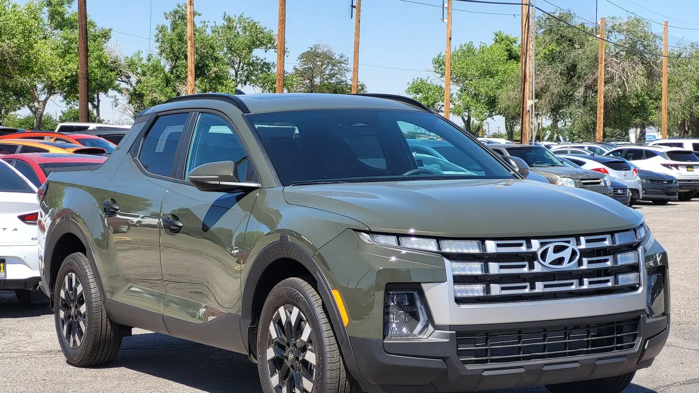 2026 Hyundai SANTA CRUZ SEL Activity