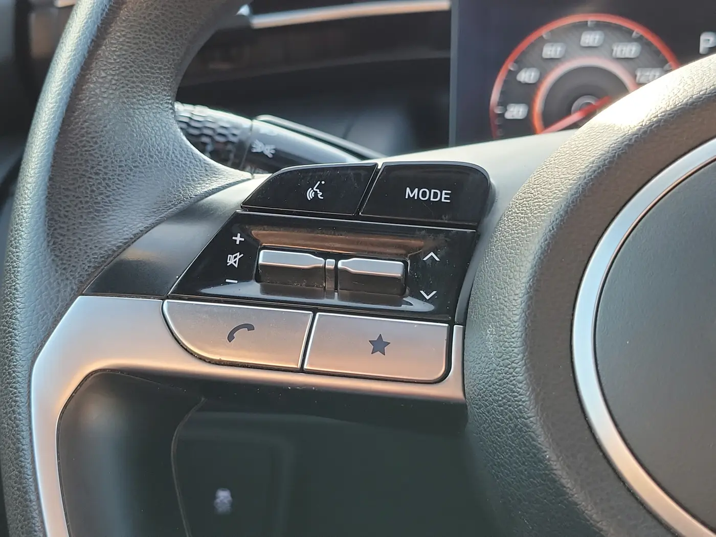 2022 Hyundai Santa Cruz - $22,500