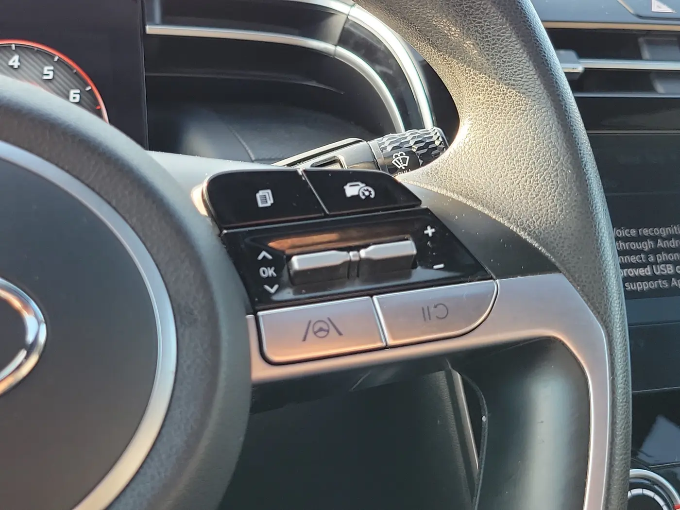 2022 Hyundai Santa Cruz - $22,500