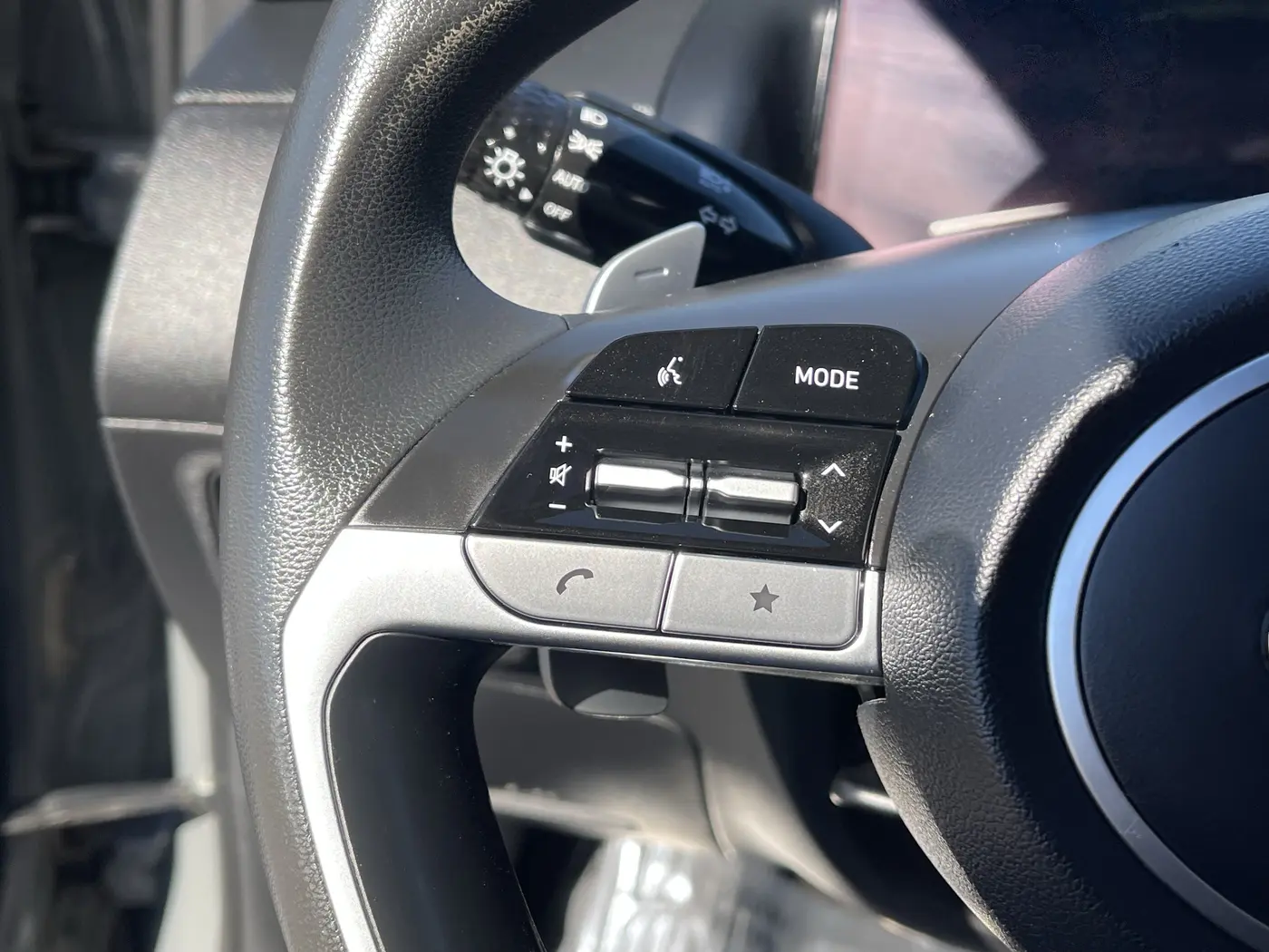2023 Hyundai Santa Cruz - $22,597