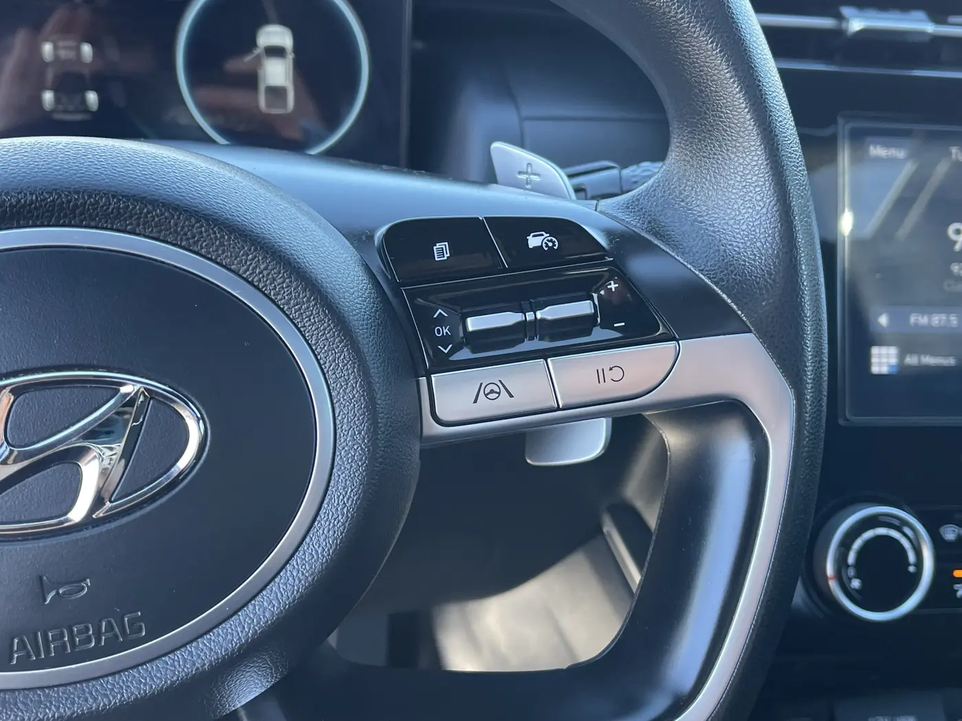 2023 Hyundai Santa Cruz - $22,597