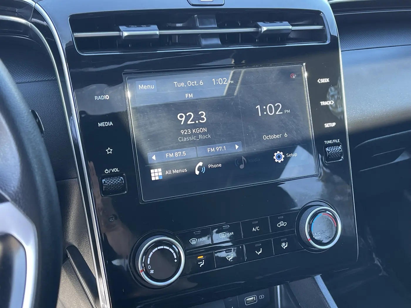2023 Hyundai Santa Cruz - $22,597