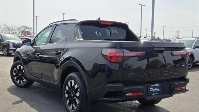 2025 Hyundai SANTA CRUZ SEL Activity