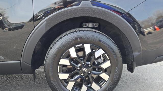 2025 Hyundai SANTA CRUZ SEL Activity