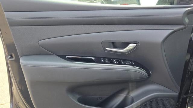 2025 Hyundai SANTA CRUZ SEL Activity