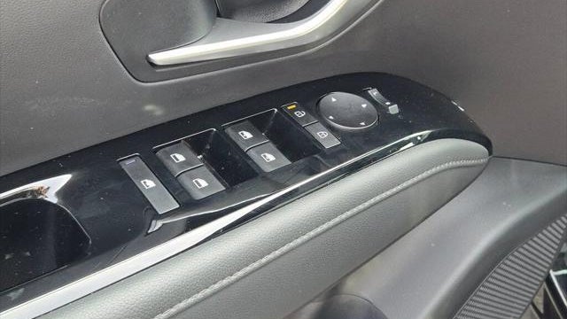 2025 Hyundai SANTA CRUZ SEL Activity