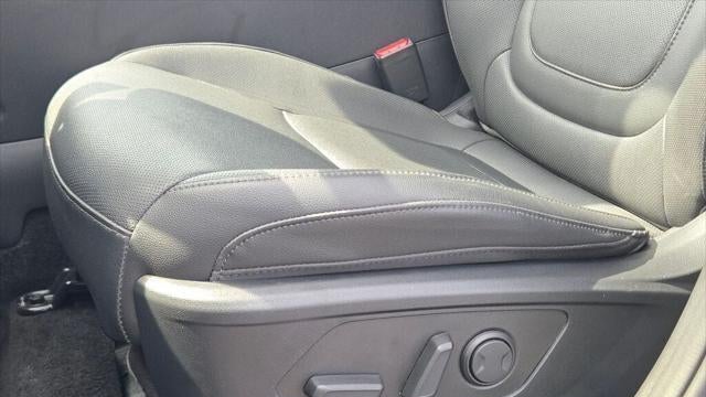2025 Hyundai SANTA CRUZ SEL Activity