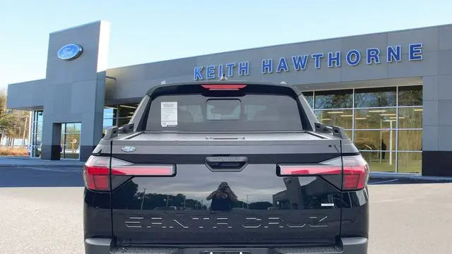 2025 Hyundai SANTA CRUZ SEL Activity