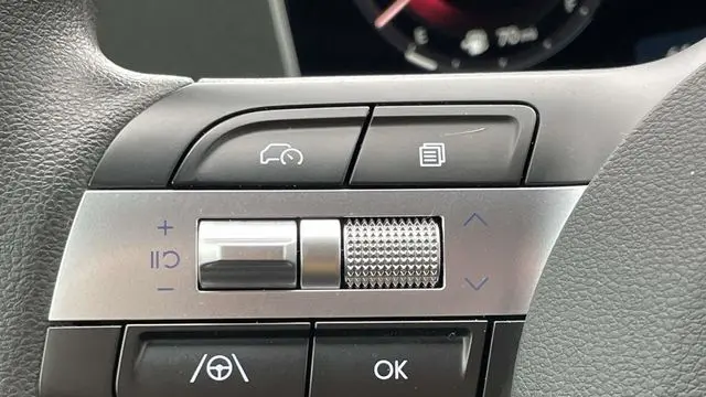 2025 Hyundai SANTA CRUZ SEL Activity