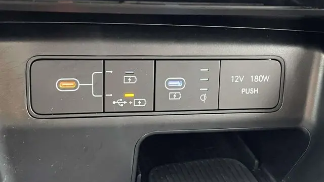 2025 Hyundai SANTA CRUZ SEL Activity