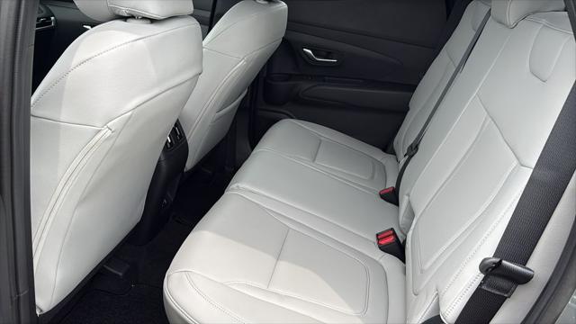 2026 Hyundai SANTA CRUZ SEL Activity