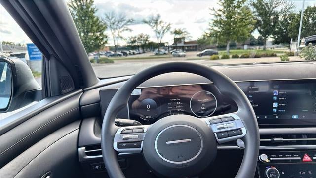 2026 Hyundai SANTA CRUZ SEL Activity