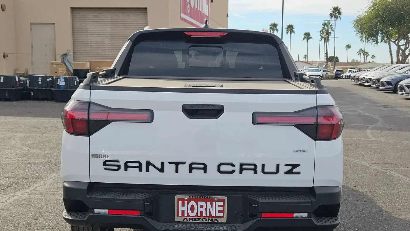 2026 Hyundai SANTA CRUZ SEL Activity